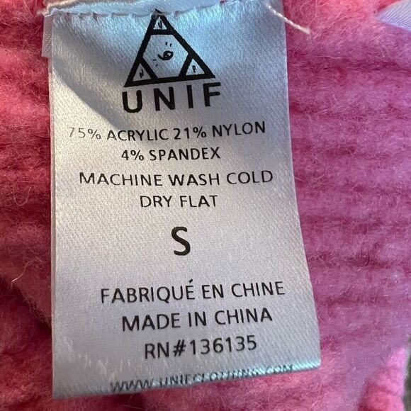 Unif women’s pink sweater size s - Picture 6 of 6